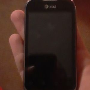 AT&T mega pixel 3.2 cell phone